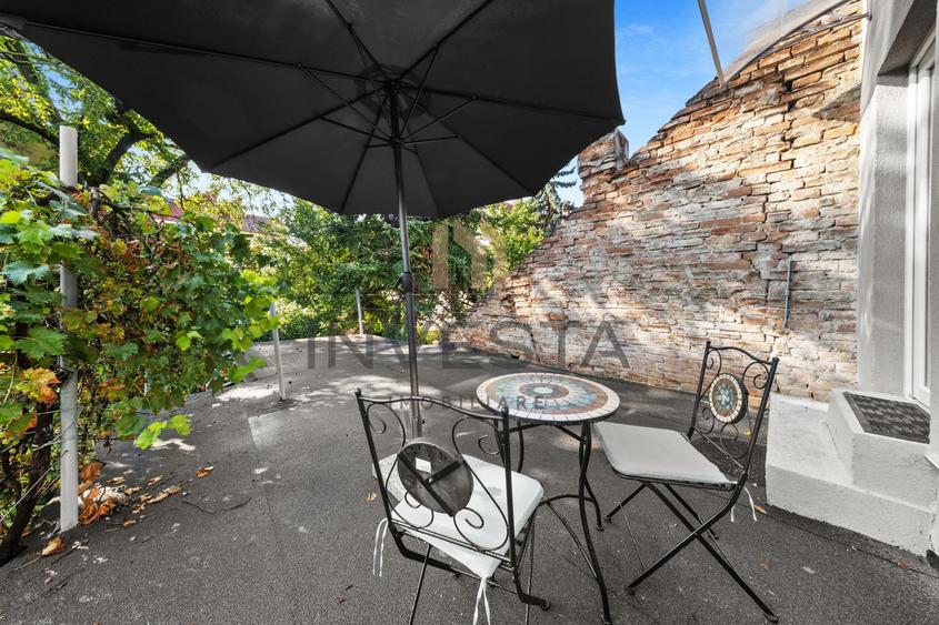 Apartament 3 camere cu 40 mp terasa, la 2 minute de Piata Unirii!