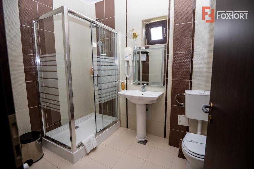 Hotel Miky Arad de vanzare | Investitie cu utilizari multiple | 42 camere cazare - 29