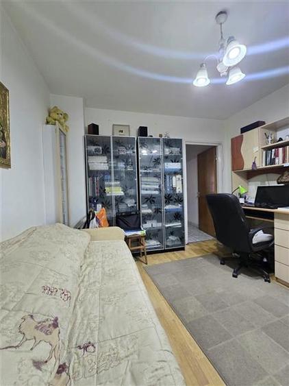 Apratament 3 camere || De vanzare || Teiul Doamnei ||