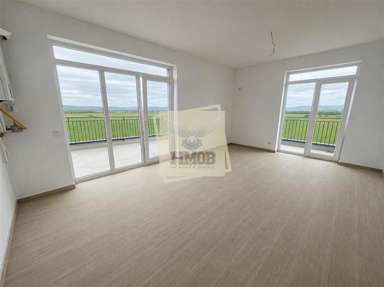 Penthouse la cheie cu 3 camere 2 bai si 40 mp terasa Calea Surii Mici
