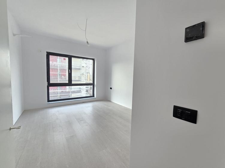 NOU! Ap Superb 4 Camere Dec Ideal Familie cu Mutare Imediata I Metrou 12 Minute
