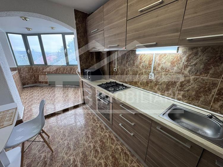 Apartament cu 3 camere, decomandat, 80mp, Zona Ultracentral