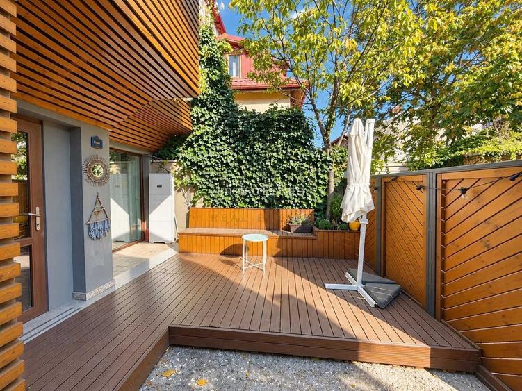 Casă individuală 140 mp | Ultracentral | Curte privată | 2 parcări