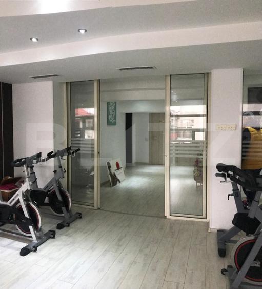 Spatiu comercial / Spa de Vanzare, 290 mp, zona Micro 3 Targoviste