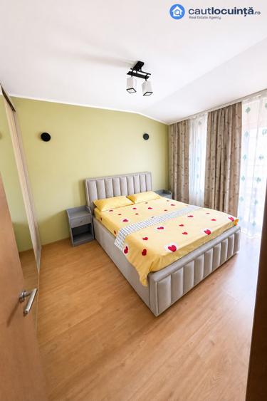 Vilă/ Casă 4 camere/ Andronache/ Cochetă/ Terasă/ Curte/ P+1