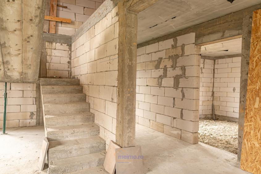 Casa visurilor tale – în construcție, lângă Căminul Cultural Cernu