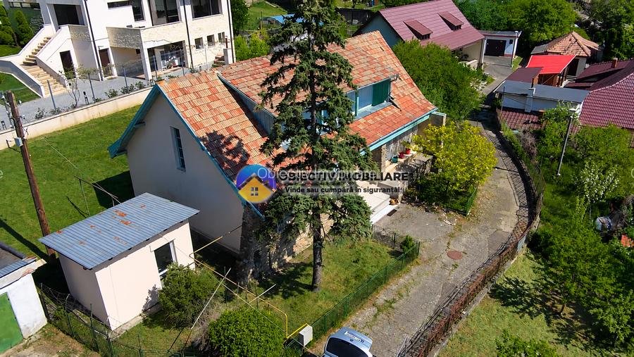 Oferta unica in Piatra Neamt ! Casa si teren zona centrala , strada Castanilor - 5