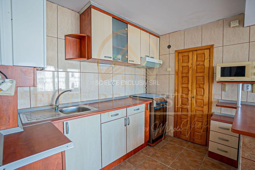 De vanzare | Apartament 4 camere | Langa Cazino | Vedere la mare - 10
