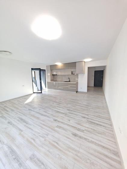 De vanzare 2 studio-uri bloc nou, Tractoru, Coresi