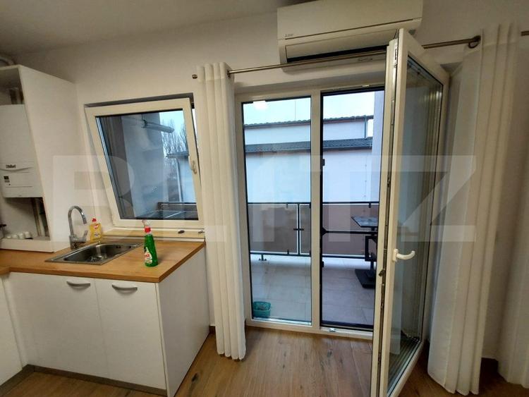 Apartament 2 camere, 57 mp, balcon, zona Sud