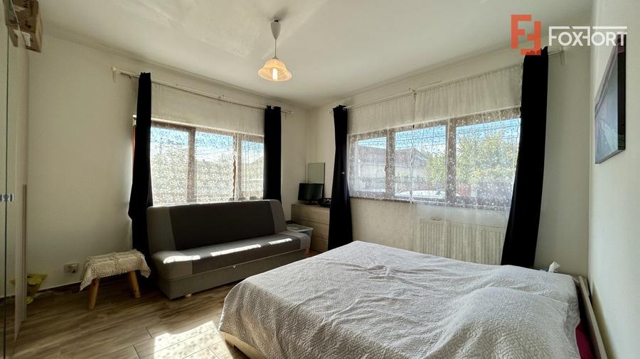 Apartament cu 3 camere la parter si teren de 160 mp - Ghiroda