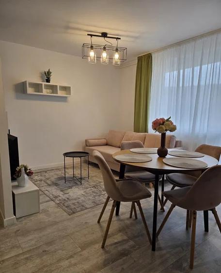 Apartament 2 camere,bloc 2020, etaj 2.