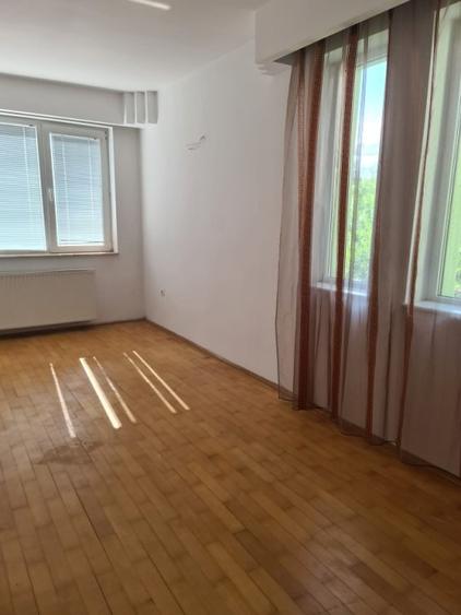 Casa individuala, 325 mp, teren 6475 mp, Vetis, Satu Mare!