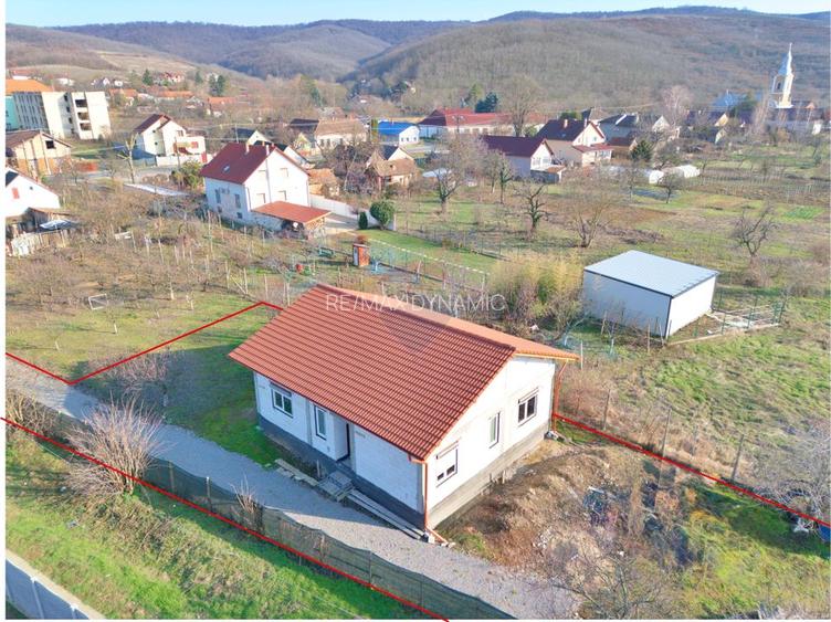 Casă 3 camere de vânzare în Miniș, jud. Arad - 5
