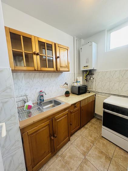 Garsoniera | Etaj intermediar | 28 mpu+4mp balcon | zona Big Manastur