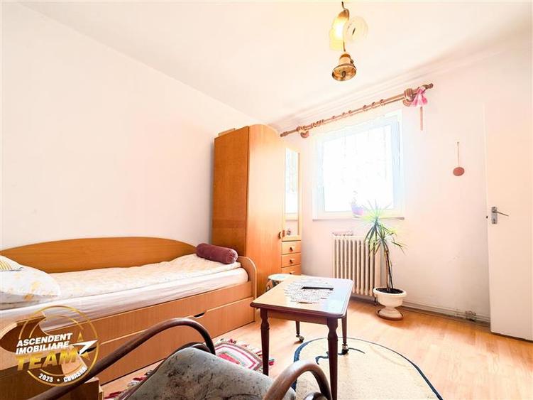 3 camere,decomandate,apreciabila ariere,Dealului,Simeria,Sfantu Gheorghe