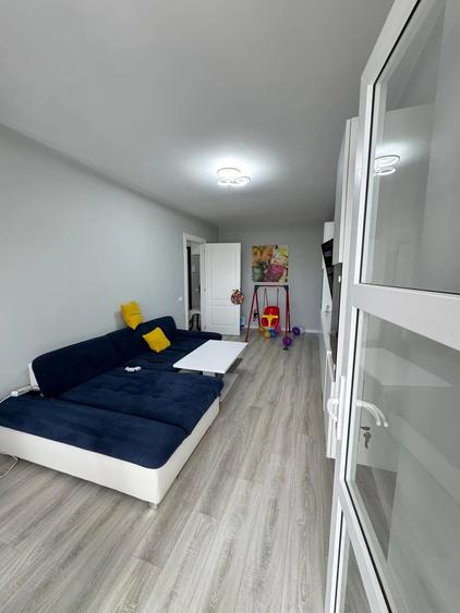Etaj 1 ap 3 camere decomandat 76mp zona Visoianu