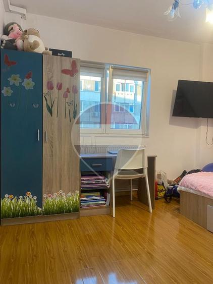 Apartament cu 2 camere de vânzare în zona Veteranilor