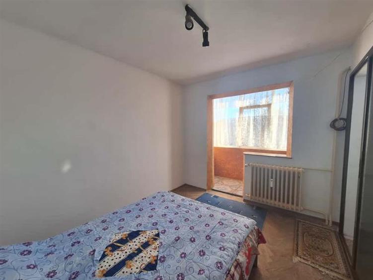 Apartament 2 camere | Balcon, zona Milcov