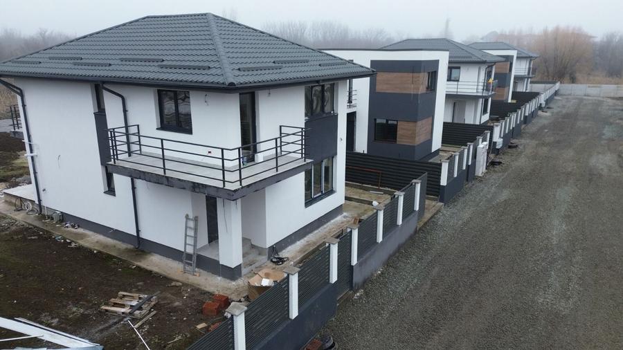 Casa individuala | 4 camere | 3 băi | 120 mp | teren 500 mp