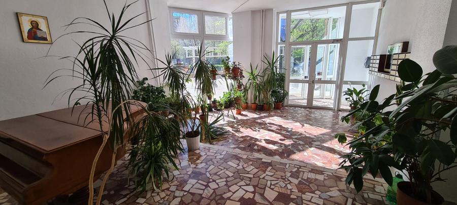 Inchiriere apartament 2 camere cu centrala proprie, Bd Unirii 61, renovat, curat