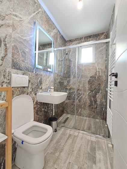 Apartament 2 camere Mobilier si finisaje moderne, parcare in Floresti