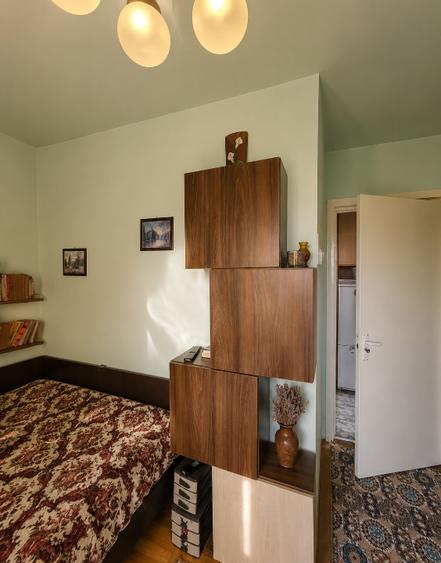 Apartament 3 camere, 56 mp utili + balcon închis, centrală proprie, etaj 3/4