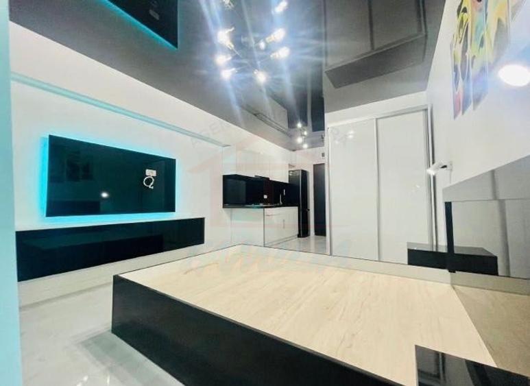 SE INCHIRIAZA APARTAMENT, 300 EURO, PIATA ENERGIEI