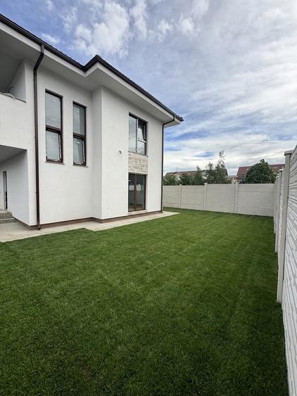 Duplex modern de vânzare în Florești – Muzeul Apei