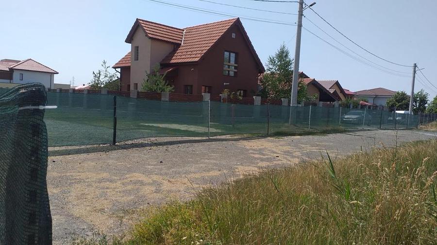 678 mp. str. N.Stoica de Hateg nr.96