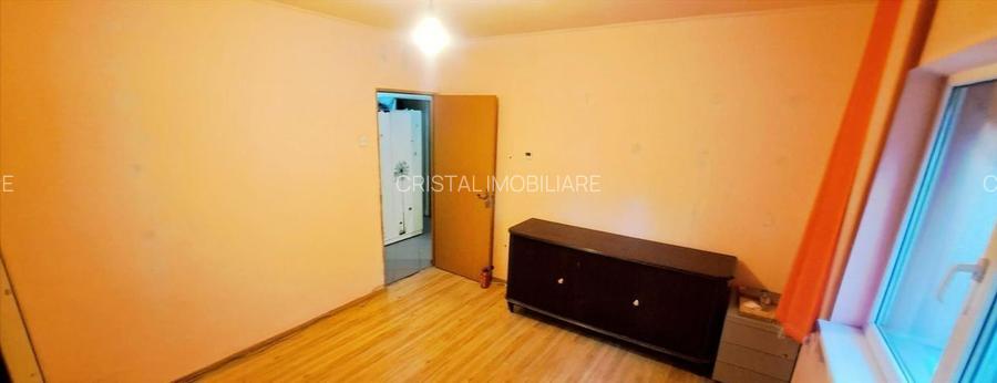 Ap.3 cam de inchiria | 73mp | Parter | bloc reabilitat | 13 Septembrie-Botorani - 7