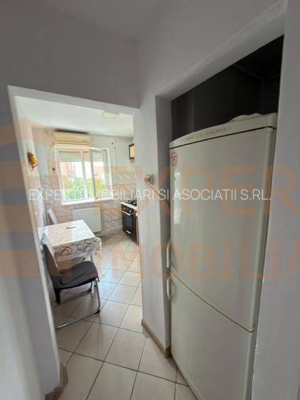 Apartament 2 camere decomandat de vânzare în zona CET – etaj intermediar - 6