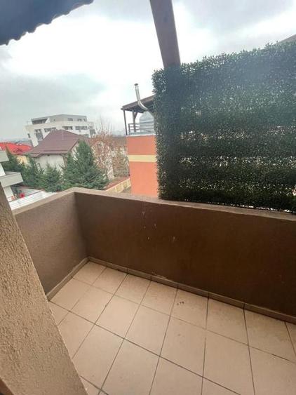 Inchiriez apartament 2 camere str Cumidava - Fundeni