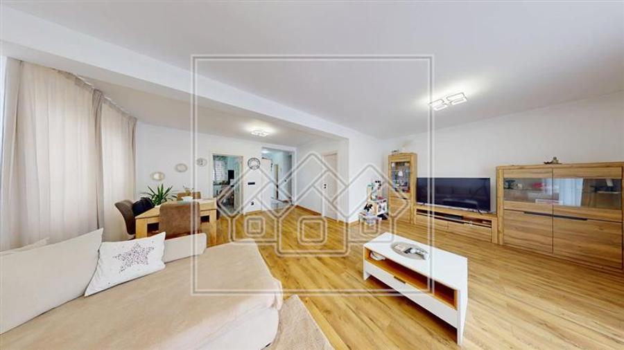 Casa individuala, 120 mp utili + 750 mp teren - mobilata, utilata -