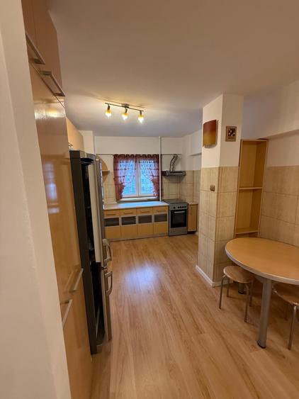 Apartament 2 camere/ metrou/ Parc Tineretului