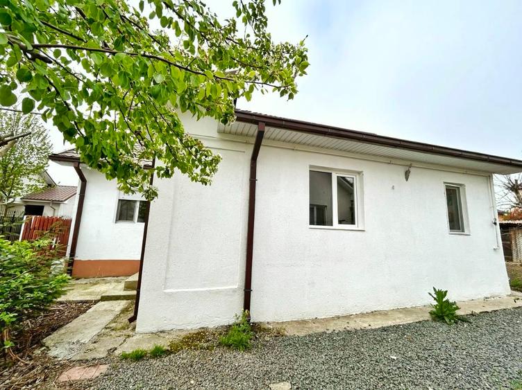 Vindem casa in Navodari - zona Kaufland