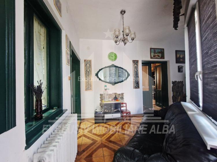 Casa de vanzare | 100 mp | 1800 mp teren | Alba Iulia | Centru - 2