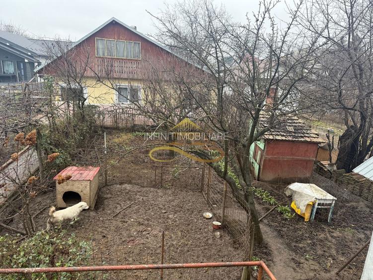 Vand casa batraneasca + Teren –zona REPUBLICII, Bacau, comision 0 - 8