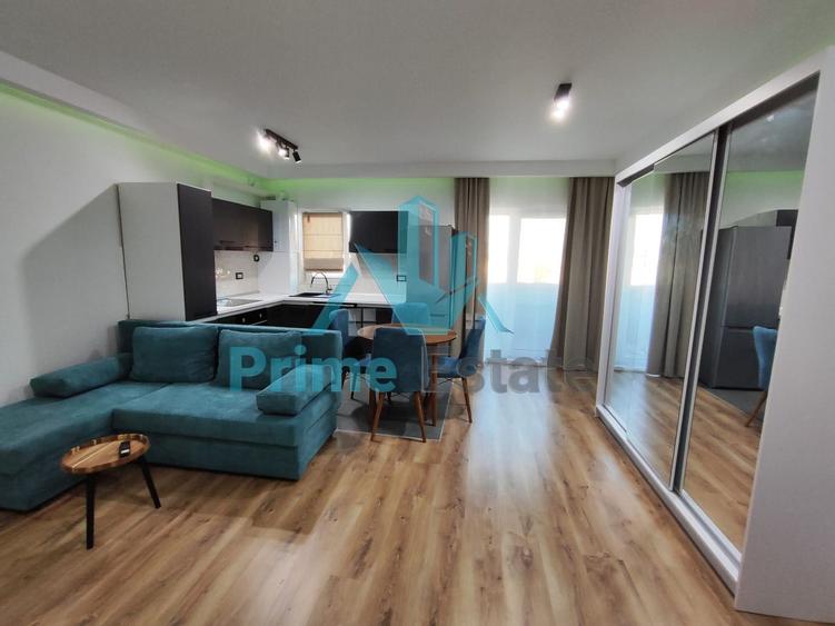 Apartament ultrafinisat la cheie cu parcare