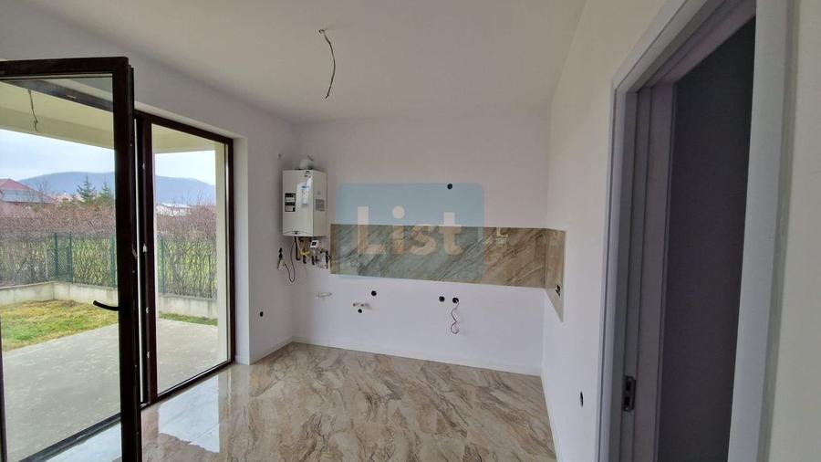 Casă in stil mediteranean, 4 camere, 480 mp teren, Săsar, 0 Comision