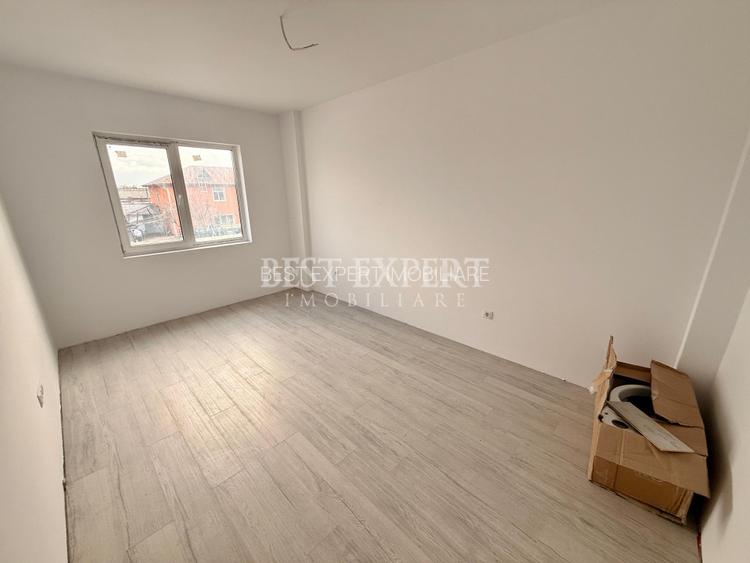 Apartament 2 Camere | Incalzire in Pardoseala | Baie cu Geam | Parcare inclusa - 2