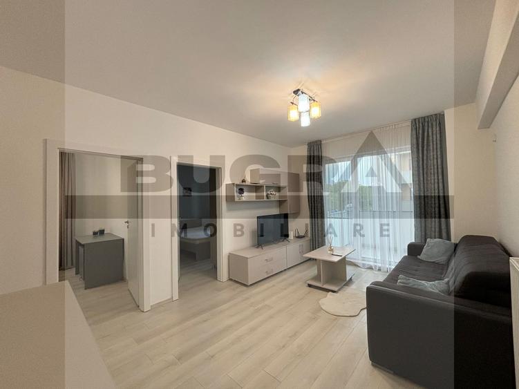 Apartament 3 camere, 2 dormitoare, 2 bai, parcare, zona C. Turzii