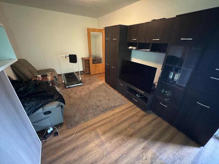 Rahova-Str. Buzoieni, Apartament 2 Camere, Confort 1, Decomandat