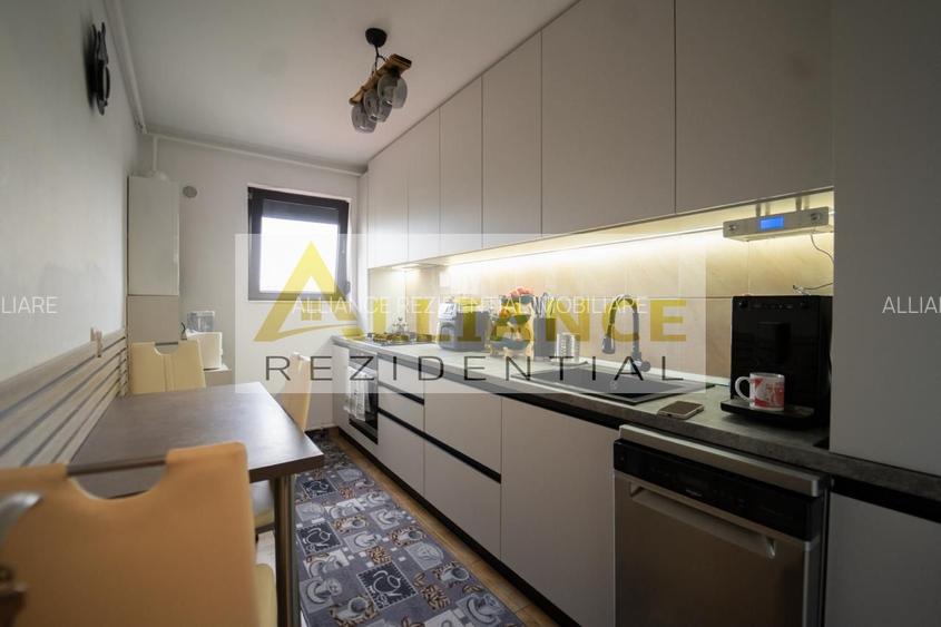 APARTAMENT 3 CAMERE CU MANSARDĂ DE VÂNZARE - 7