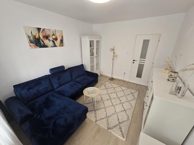 Apartament 2 camere,50mp+balcon,mobilat si utilat,lift nou