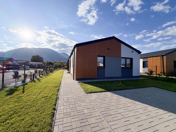Casa Parter Zarnesti Lux Toate Utilitatile