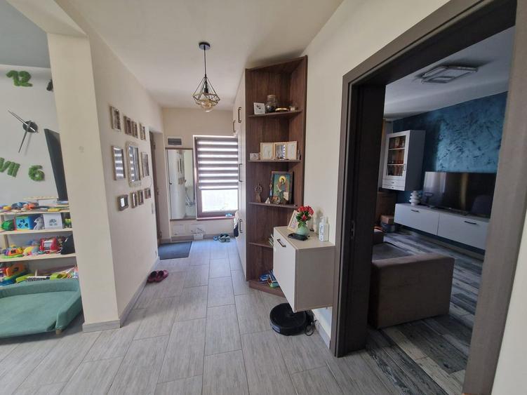 Casa tip duplex 102 mp, finisat, Dezmir partea de jos
