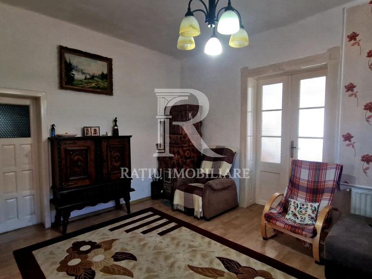 Casa cu 6 camere de vanzare | Teren 557 mp | Salonta | Bihor
