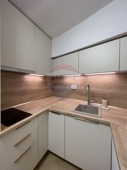 Investitie apartament 3 camere Alba Iulia renovat complet