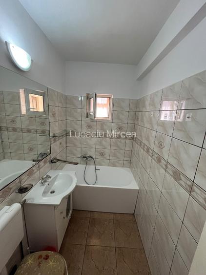 Proprietar - Apartament de inchiriat, 3 camere decomandate, parcare, Magheru - 3